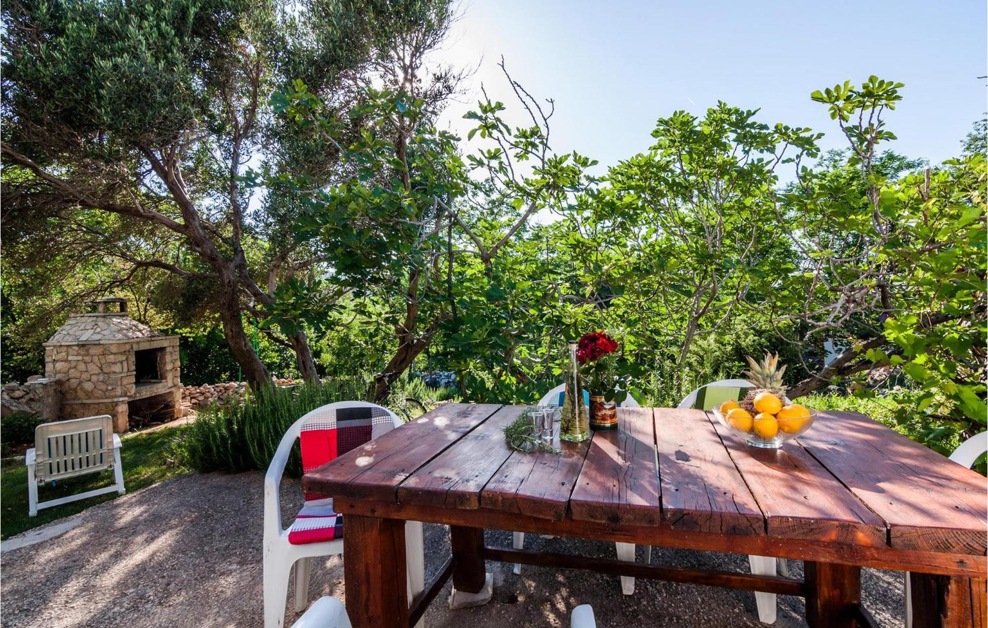 Nice Apartment In Vinjerac With Kitchen エクステリア 写真