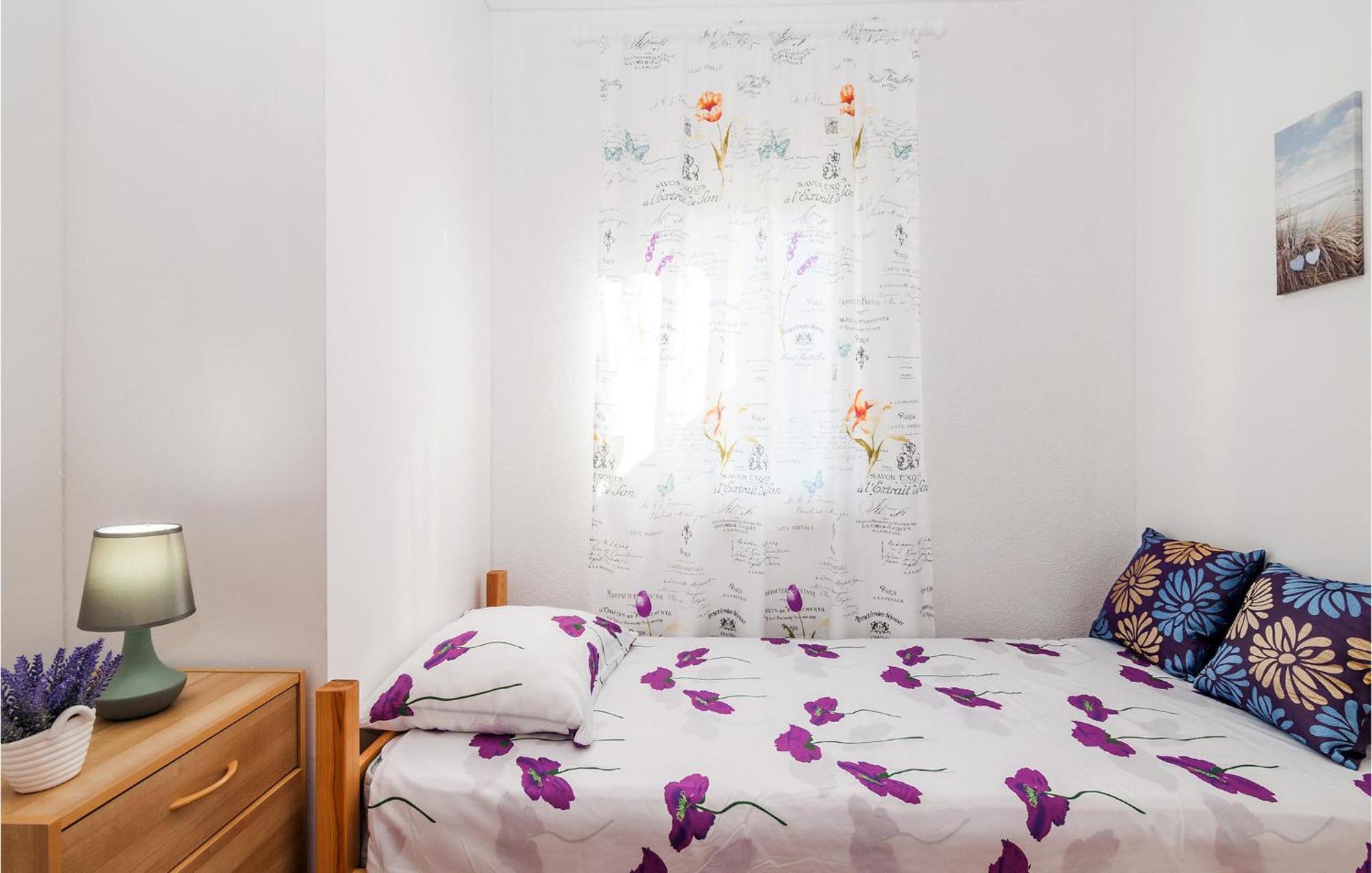 Nice Apartment In Vinjerac With Kitchen エクステリア 写真